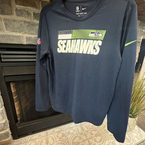 Seattle Seahawks Youth Nike Dri-Fit Tee Size XL - Picture 1 of 6